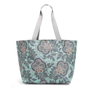 Vera Bradley Large Family Tote